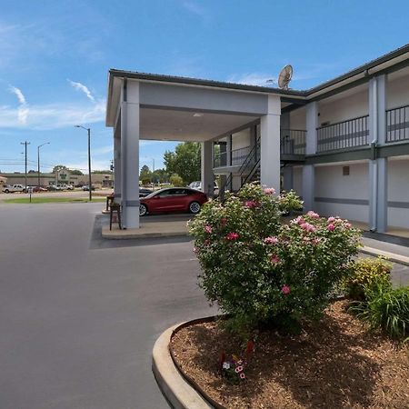Econo Lodge Ripley Esterno foto
