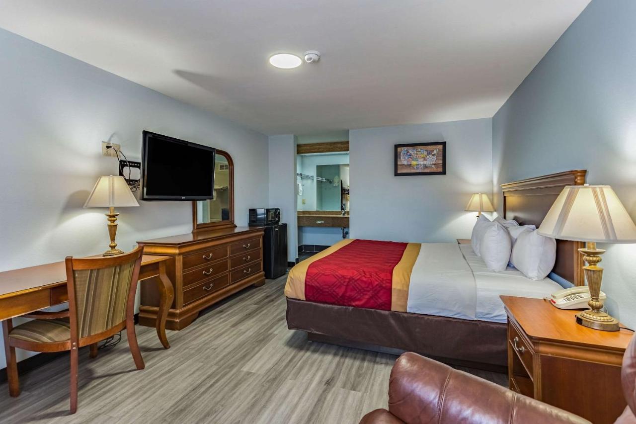 Econo Lodge Ripley Esterno foto