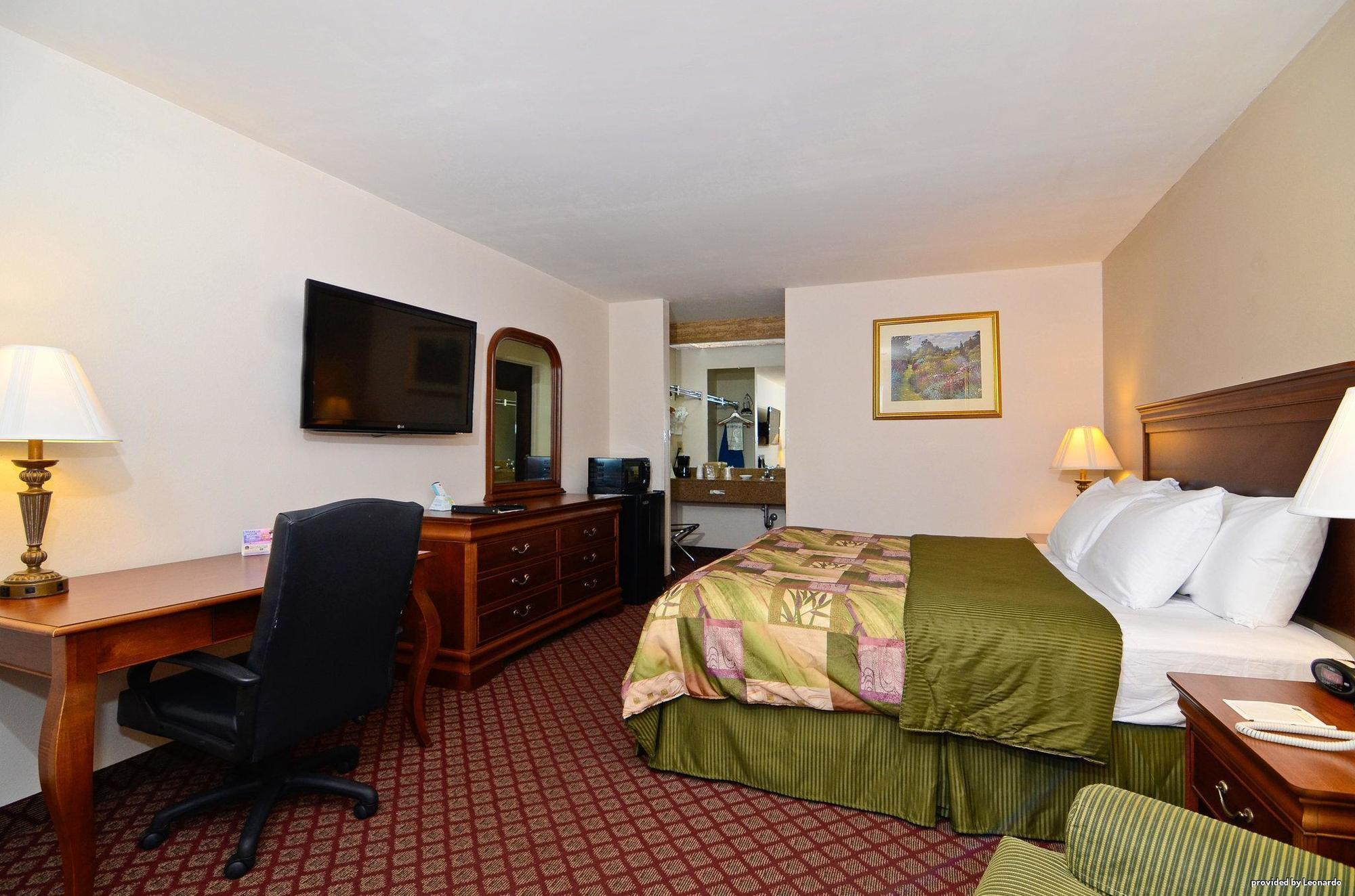 Econo Lodge Ripley Esterno foto