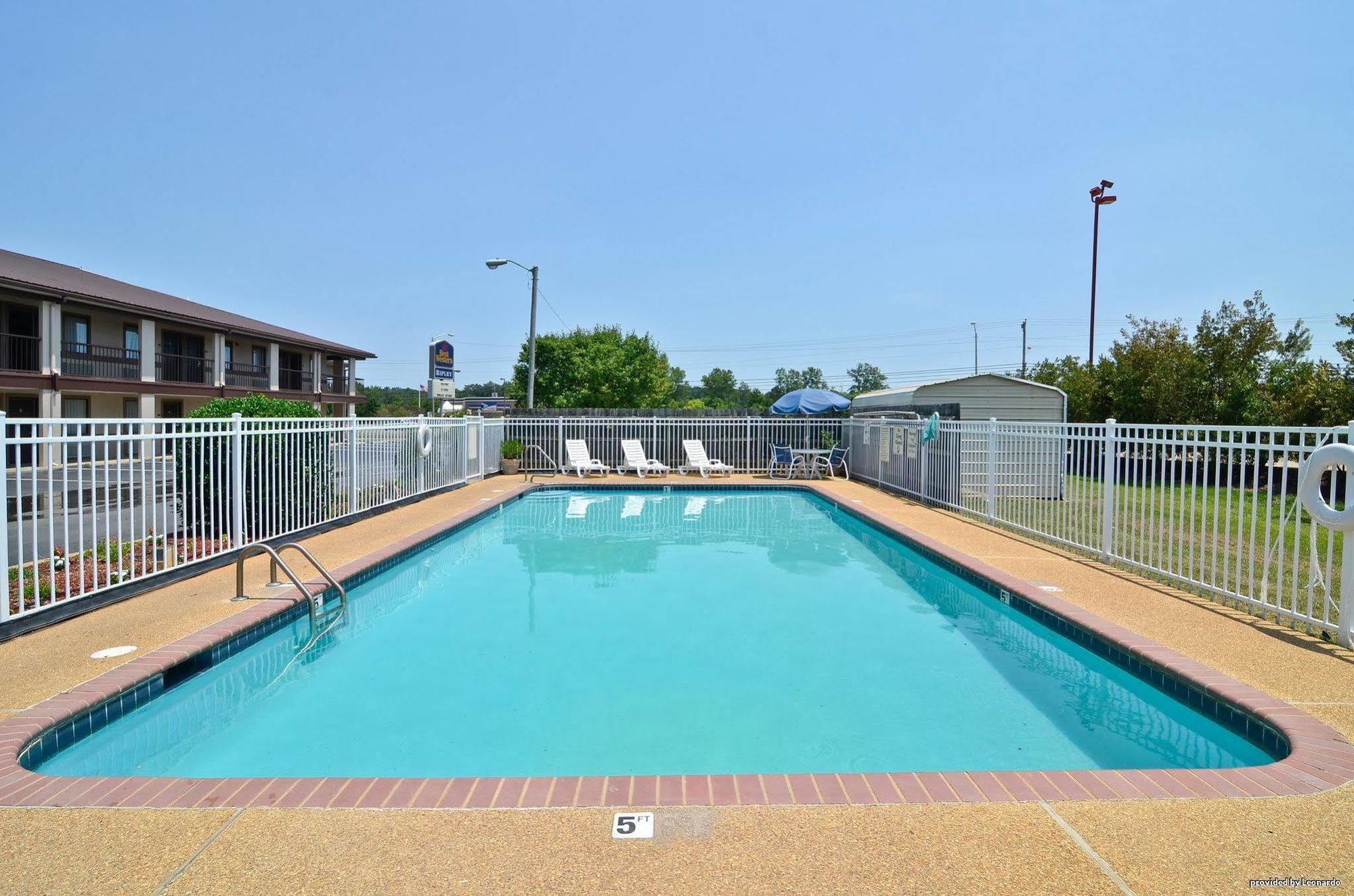 Econo Lodge Ripley Esterno foto