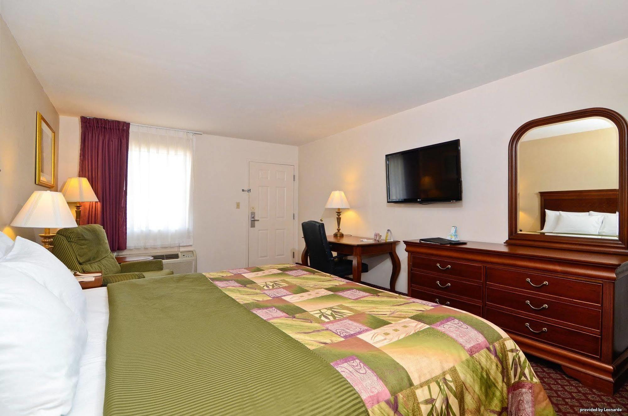 Econo Lodge Ripley Esterno foto