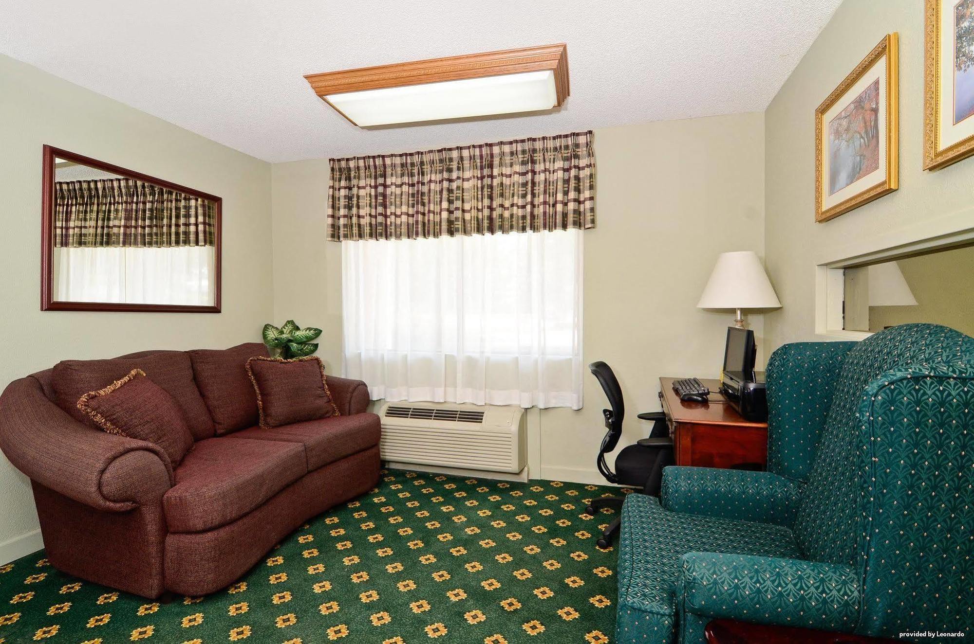 Econo Lodge Ripley Interno foto